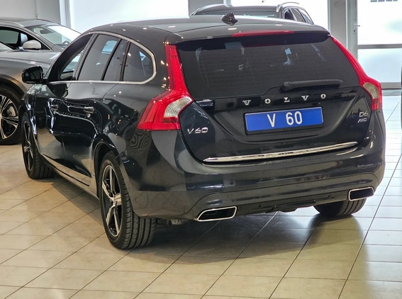 Volvo V60 cena 79900 przebieg: 231000, rok produkcji 2014 z Jeziorany małe 562